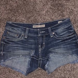BKE Starlight Jean Shorts, size 26 !!